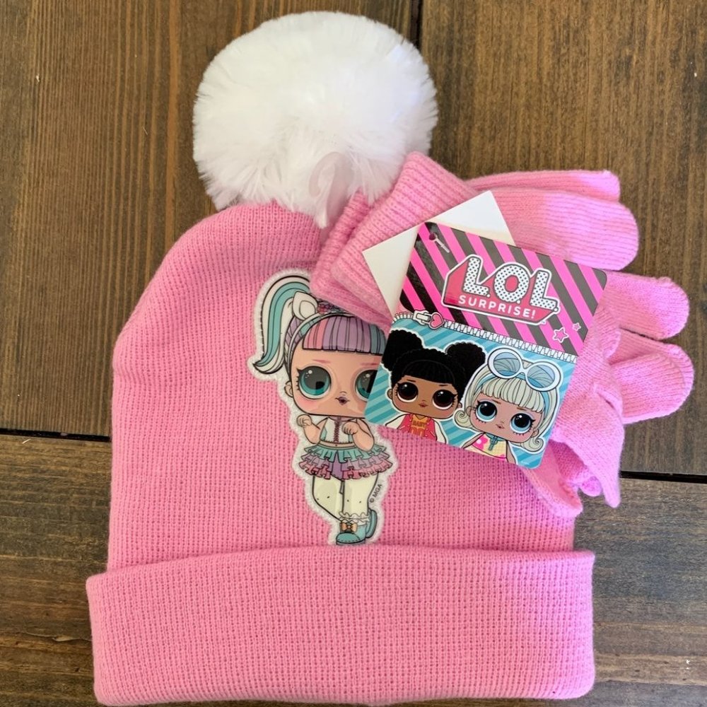 LOL Surprise Hat & Gloves Set. Pink Unicorn